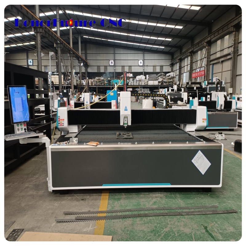 Nouvelle machine de découpe la - Fiber Laser Cutter 1500W Metal avis et prix