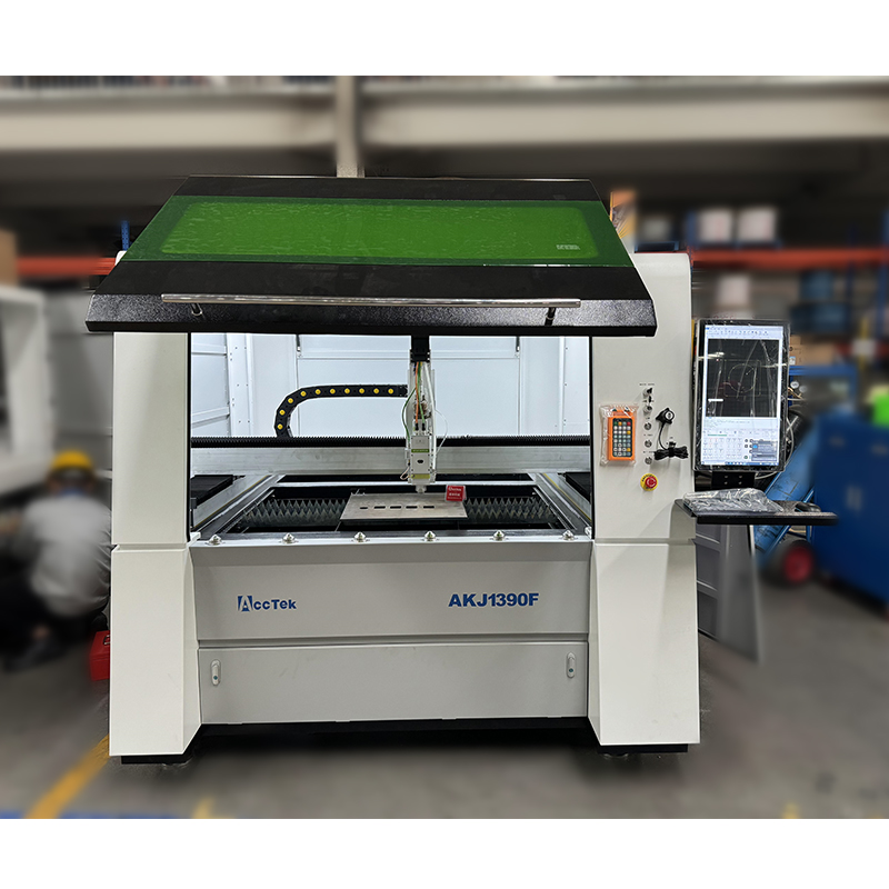 Machine de découpe Laser à Fib - Fiber Laser Cutter 1500W Metal avis et prix