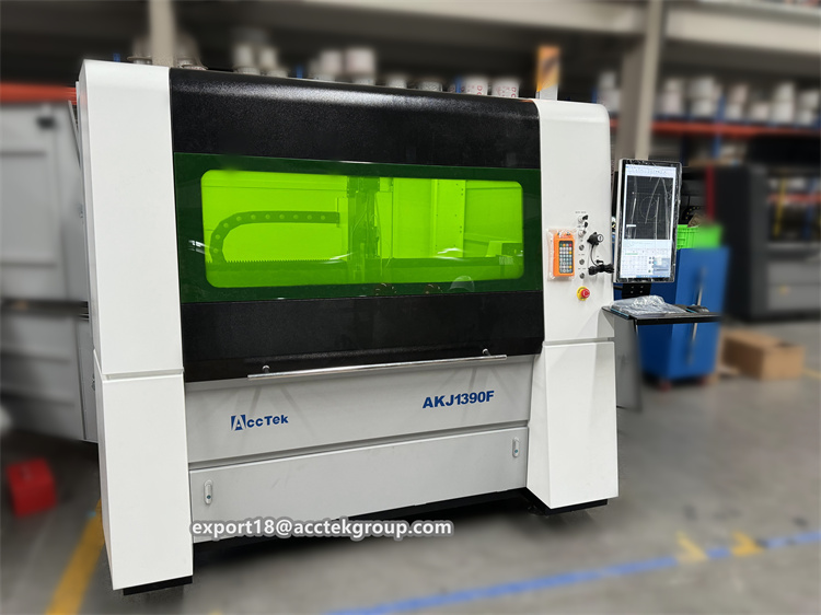 Machine de découpe Laser à Fib - Fiber Laser Cutter 1500W Metal avis et prix