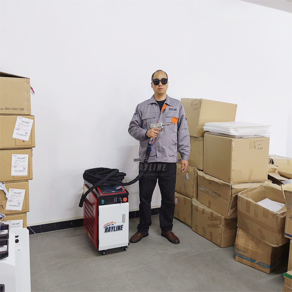 Nouvelle machine de soudage la - Fiber Laser Welding Machine 1500W avis et prix