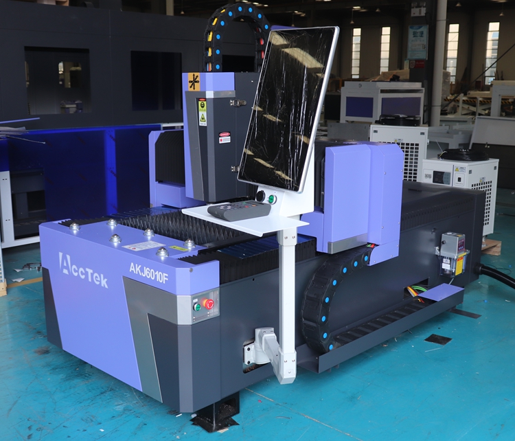 Machine de découpe laser à fib - Fiber Laser Cutter 1500W Metal avis et prix