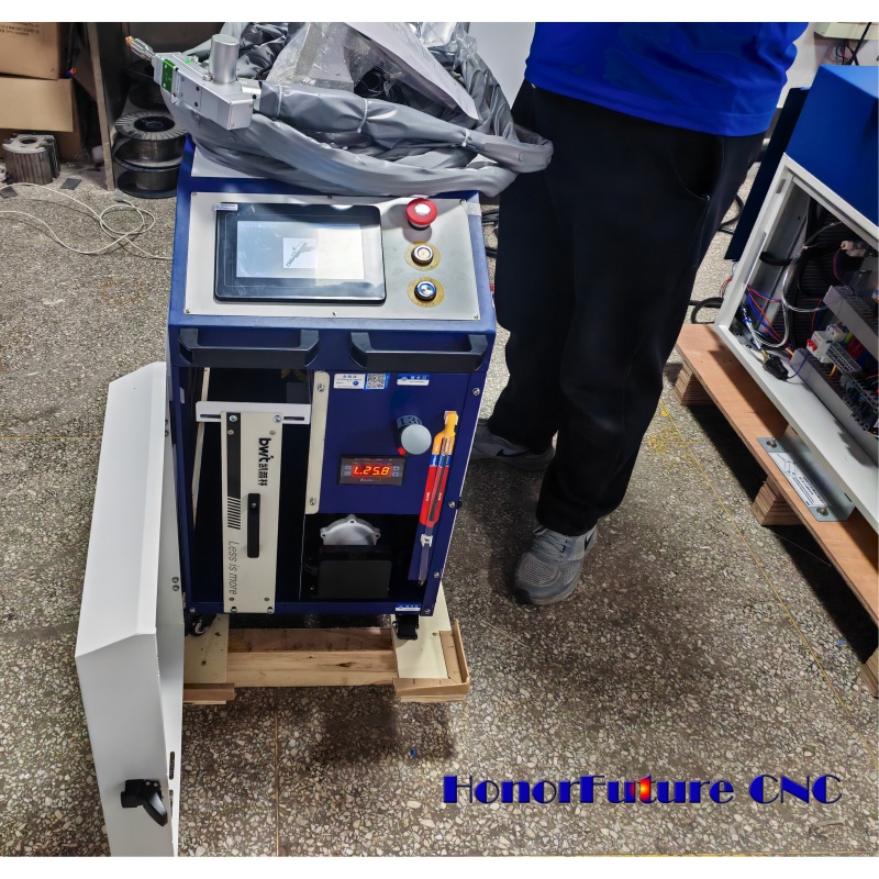 Machine de nettoyage au laser  - Fiber Laser Welding Machine 1500W avis et prix